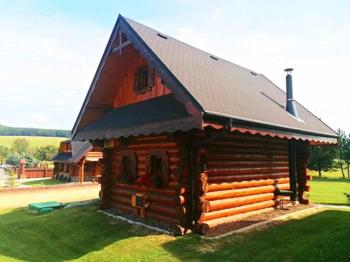 Ubytovanie Koliba Pacho - Zrub Anicka Prievidza Buitenkant foto