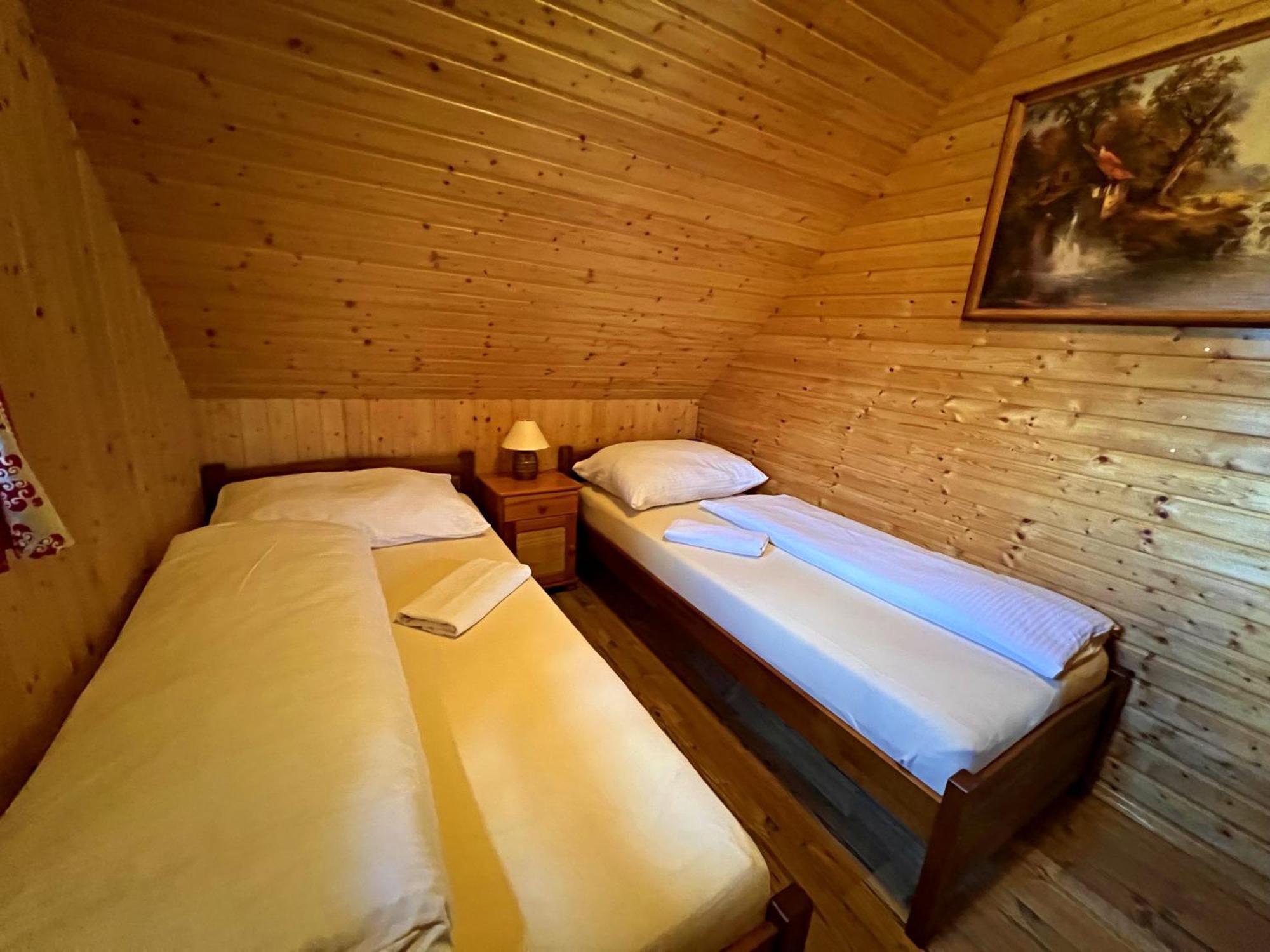 Ubytovanie Koliba Pacho - Zrub Anicka Prievidza Buitenkant foto