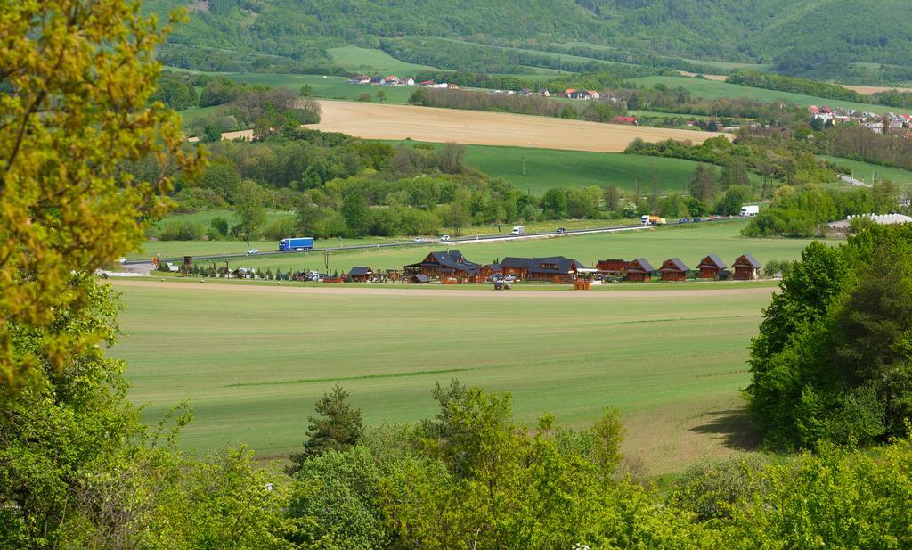 Ubytovanie Koliba Pacho - Zrub Anicka Prievidza Buitenkant foto